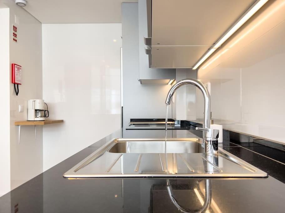 Apartamento Olaias Lisbon 2 Bed Near Metro 2 Exterior foto