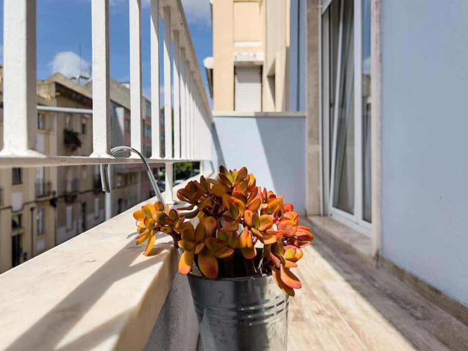 Apartamento Olaias Lisbon 2 Bed Near Metro 2 Exterior foto